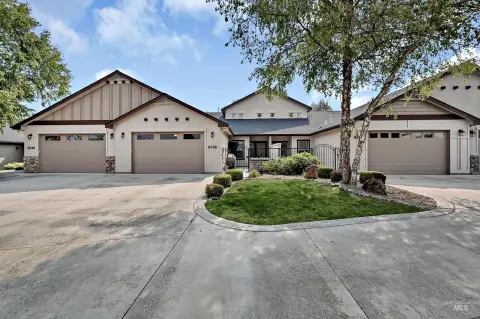 Triplex on Three Separate Townhome Lots