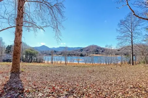 Lakefront Acreage in Downtown Hiawassee