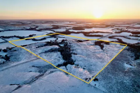 River Valley Farmland and Timber Tracts