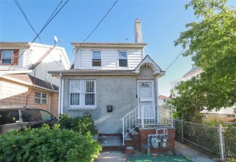 Duplex with Detached Garage