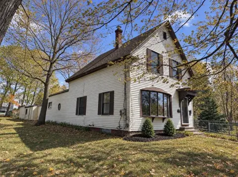 Duplex with Renovated Kitchens