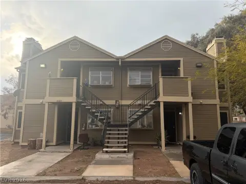 Las Vegas Fourplex in Gated Community
