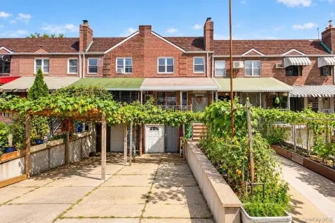 Duplex with Private Driveway