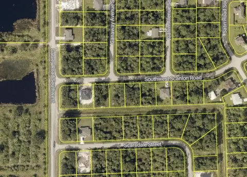 Residential Land in Palm Bay