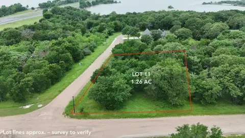 Treed Lot in Oakmont