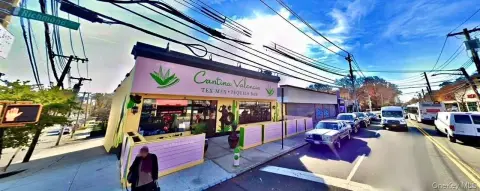 10-Unit Retail Strip Center