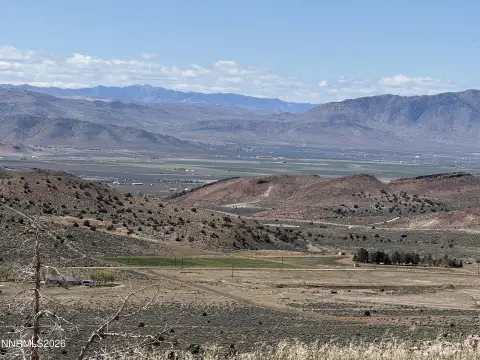 Expansive Palomino Valley Land