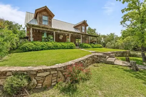 Stephenville Farm/Ranch on 27 Acres