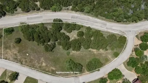 Treed Lot in Harbor Community