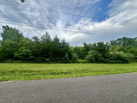 Residential Building Lot Near Salem