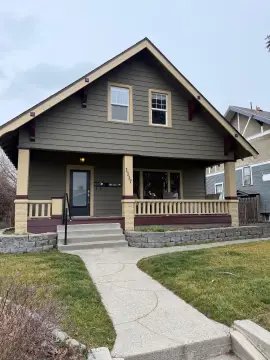 Updated Triplex Near Gonzaga