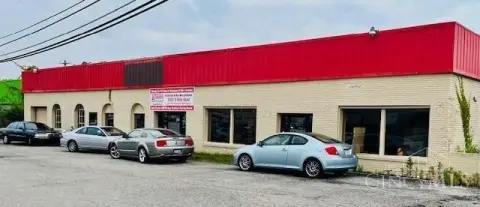 Commercial Land on Busy Avenue