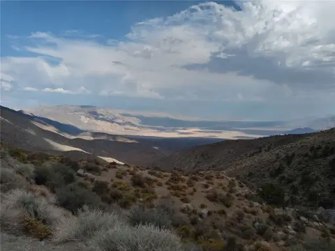 Vast Land in Inyo County