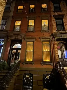 Four-Story Triplex with Garden