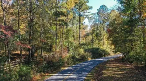 Residential Land in Cumming, Georgia