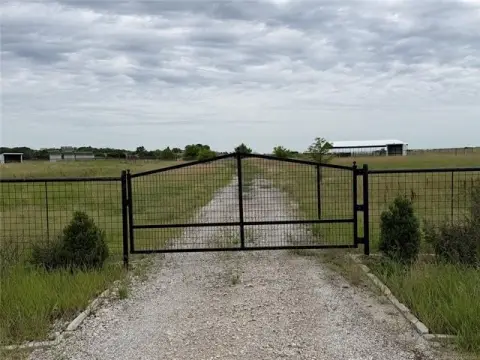 Agricultural Land with Pond