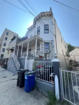 Two-Unit Residential Income Duplex