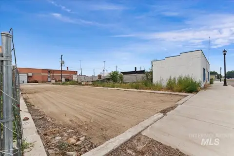 Commercial Building Lot