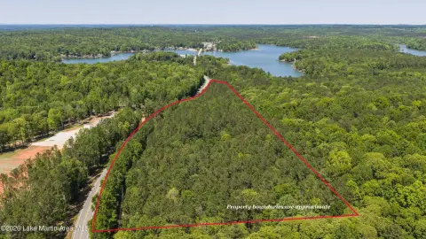 Commercial Land with Major Road Frontage