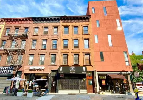 Brooklyn Mixed-Use Historic Brownstone