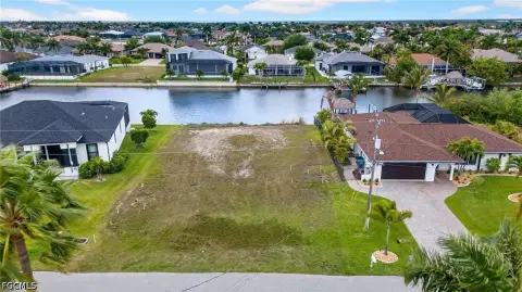 Waterfront Land in Cape Coral