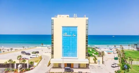 Remodeled Daytona Beach Multifamily Property
