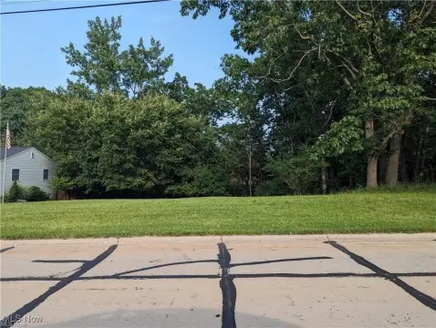 Buildable Lot in Seven Hills