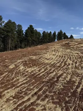 High-End Lot with Panoramic Views