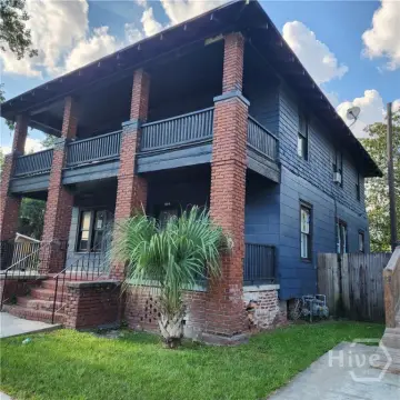 Quadplex with Carriage House