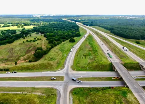 Prime I-35 Commercial Site