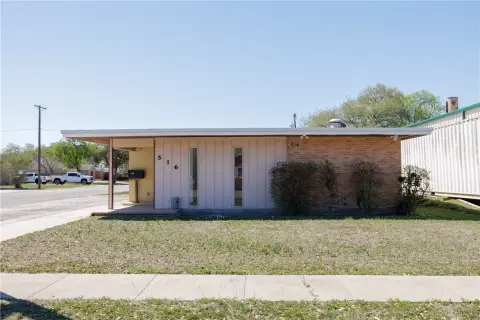 Corner-Lot Office Building