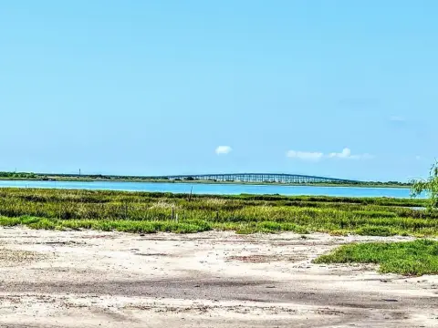 Bayfront Lot in Rockport, TX