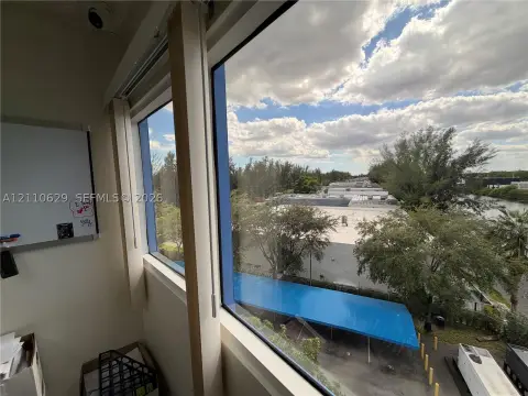Private-Office Suite