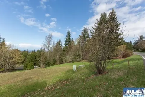 Bell Hill Acreage with Views