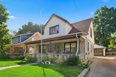 Duplex With Detached Garage