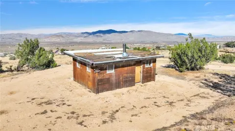 Apple Valley Land with Cabin