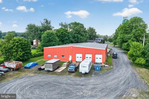 Flex Space Compound with Commercial Building