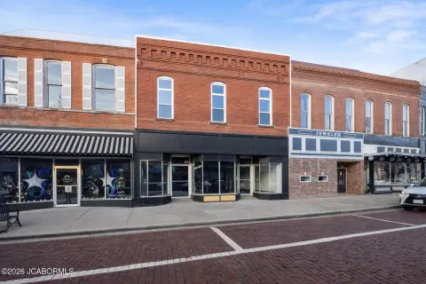 Historic Fulton Building with Income