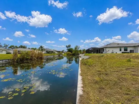 Cape Coral Canal-Front Residential Lot