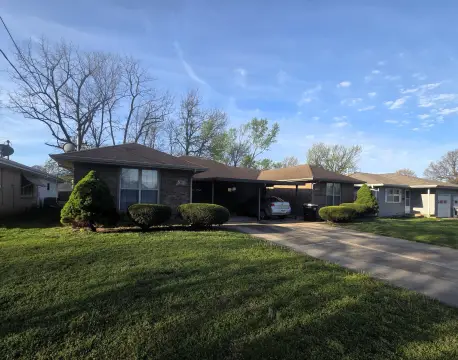 Springfield Duplex: Investor or Owner