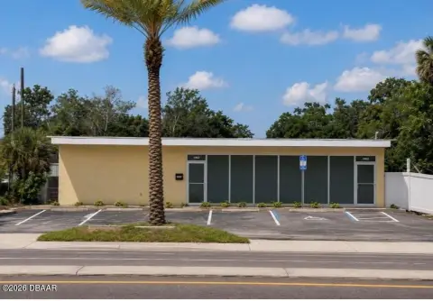 South Daytona Commercial Space Available