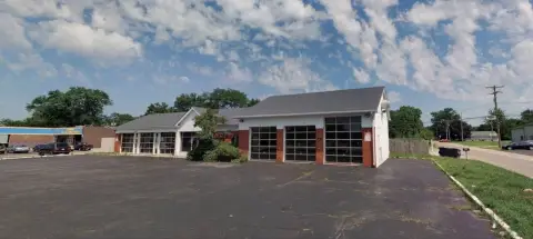Six-Bay Auto Service Facility