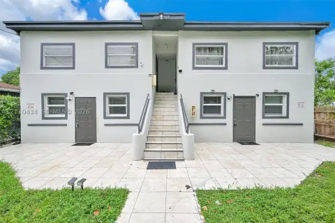 Updated 4-Unit Quadplex