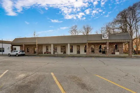 Five-Space Retail Building