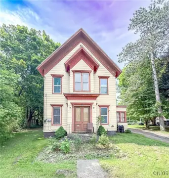 Versatile Multifamily Property in Sandy Creek