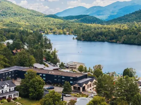 Prime Commercial Space in Lake Placid