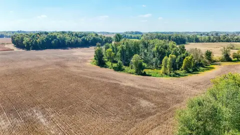 High-Frontage Development Land