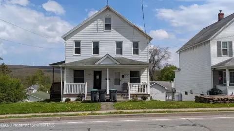 Vandling Triplex: Investment Opportunity