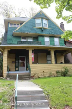Spacious Multi-Unit Investment Property