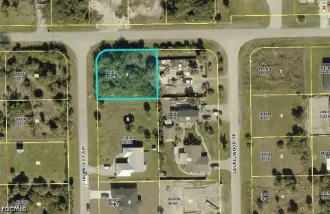 Corner Lot in Fort Myers